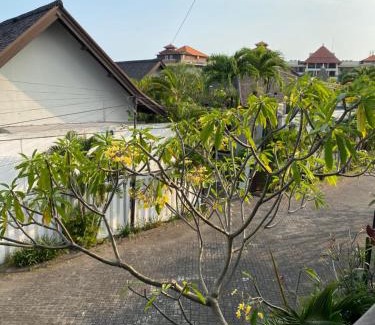 Seminyak House | Karna Guest House