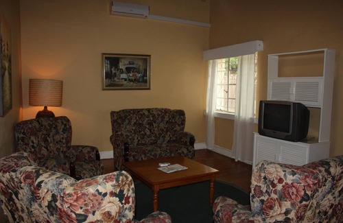 Graaff-Reinet House | Karoopark Guest House