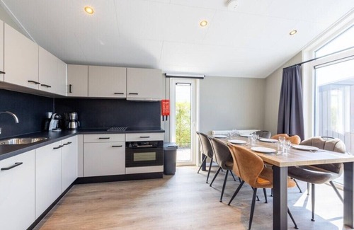 Onderdijk Ski Chalet | Karper Vakantiepark De Groote Vliet