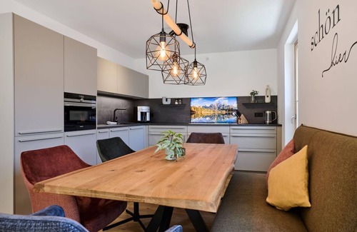 Mittenwald Apartment | Karwendelblick No9, vacation apartment - apartment - 2 bedrooms/shower, WC