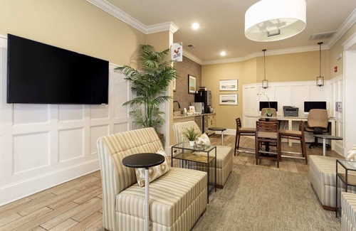 Wilmington Apartment | Kasa | Sunny 1BD | Wilmington