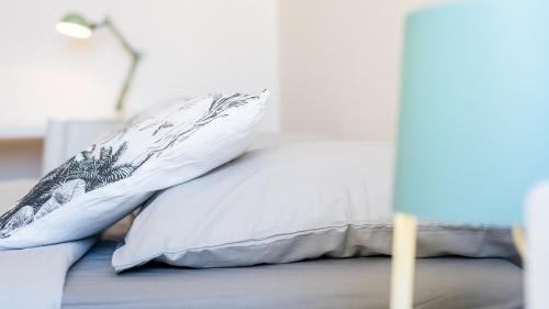 Saint-Etienne Apartment | KASA ZAMBEZE - Spacious - Equipped - Wi-Fi