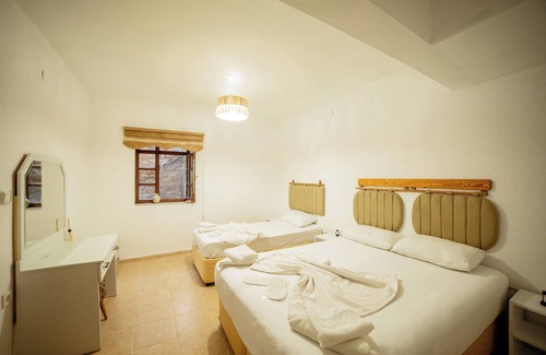 Kalekoy Koyu Hotel | Kastro Konak Hotel