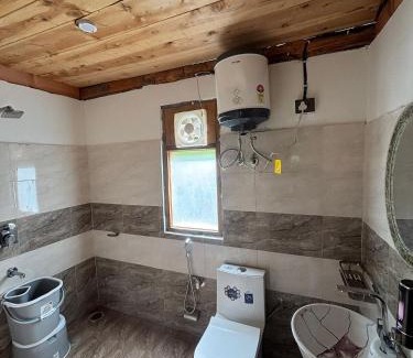 Shangarh House | Kath Kuni Cafe & Stay Shangarh