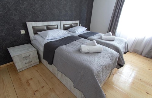 Bagvdanari House | Katos Guesthouse Mestia