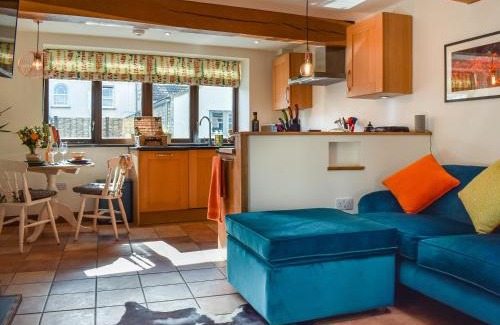 Lower Godney House | Katy