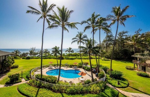 Lihue Condo | Kauai 1 bedroom Sleeps 4