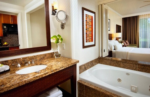 Princeville Resort | Kauai Paradise in Princeville- Studio 1 bd & 2 bd villas- 2024 & 2025 dates