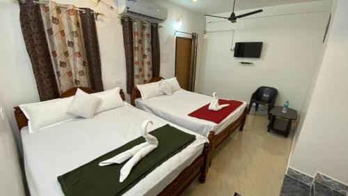 Kalapettai Hotel | KAVIEYA Residency