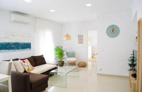La Caleta Apartment | Kawaii BEACHFRONT Malagueta Apartment