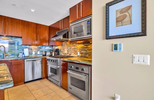 Honokowai Condo | KBM Resorts | FREE CAR | Honua Kai Konea | Beach Front 3-Bedroom Penthouse with Private Viking BBQ! HKK-1029
