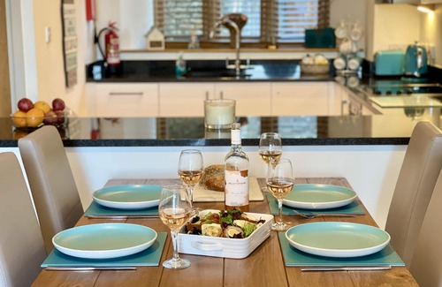 Totnes Apartment | Keepers Cottage - The Dartmouth Hotel, Golf, and Spa
