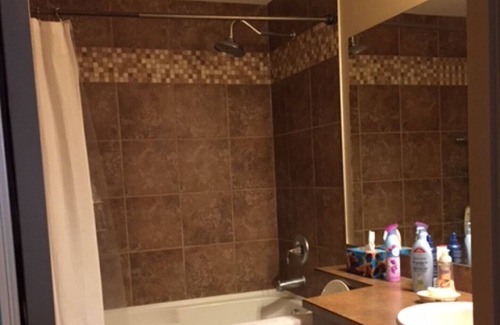 South Pandosy Condo | Kelowna - One bedroom + Den - Available Aug 18 to 29