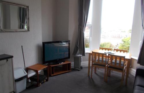 Thornton-Cleveleys Apartment | Kelso House holiday flats
