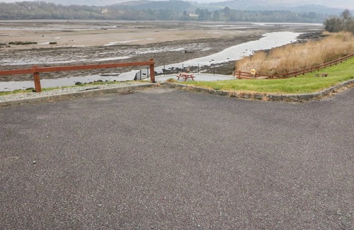 Kenmare Cottage | KENMARE BAY COTTAGE, family friendly in Kenmare, County Kerry