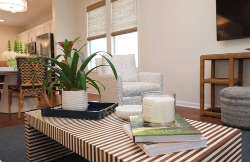 Oxford House | Kennedy's Crossing at Oxford Commons by Apex Short Term Stays