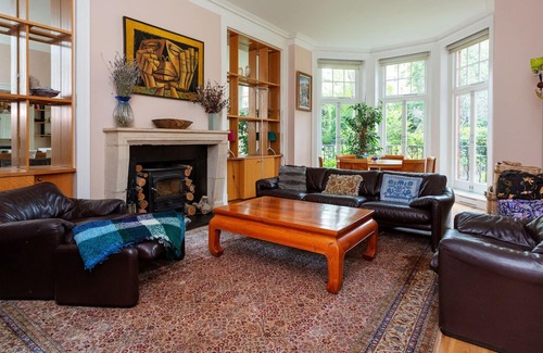 Campden Apartment | Kensington Majesty, by Veeve