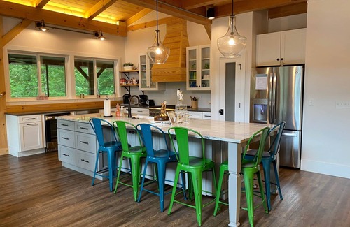 Seneca House | Keowee Family Retreat