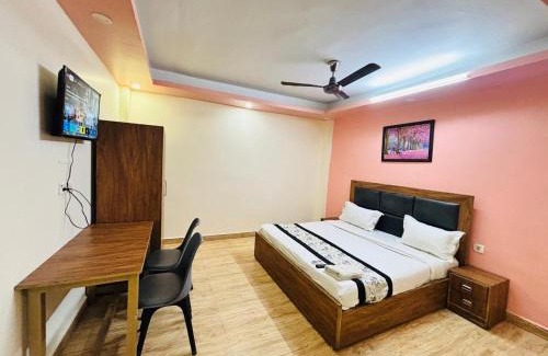 Delhi Hotel | Kerala Homes - Near Nizamuddin Railway Station
