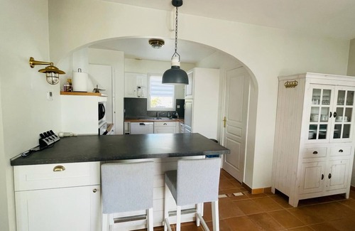 Tregunc Villa | "Kermarine" Beautiful house 450 m from the beach, canoe, bikes and much more!