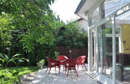 Veszprem House | Kertes