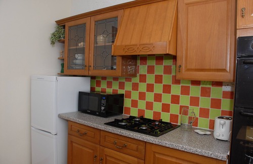 Keswick Apartment | Keswick, Garden Apartment for 2. Excellent location.Convenient for all amenities