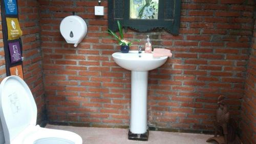 Ketewel Bed & Breakfast | Ketewel Bed & Breakfast Niti Room