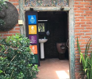 Ketewel Bed & Breakfast | Ketewel Bed & Breakfast Yoga Room