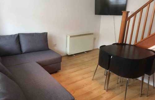 Kettering Apartment | Kettering Town Corporate - Avondale Mews