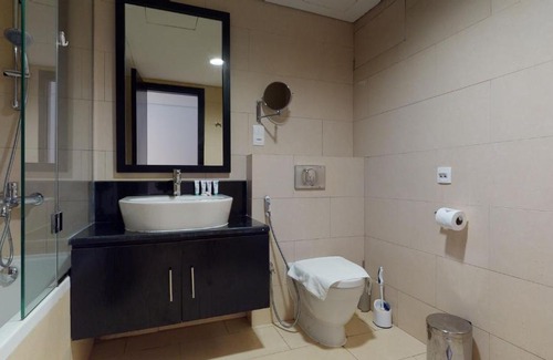 Jumeirah Lake Towers Apartment | Key View - Laguna Tower