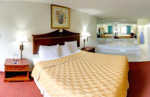 Central Newport News Hotel | Key West Inn - Newport News