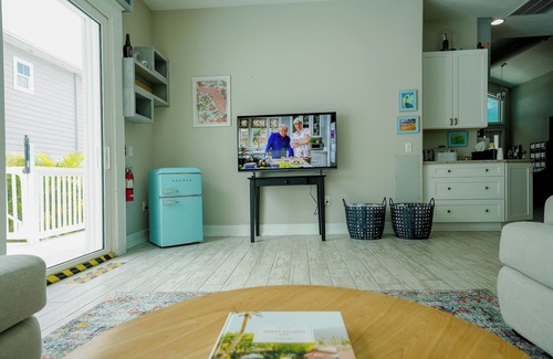 Dunedin Apartment | Key West Style Apartment - with pool/hot-tub