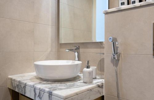 Sheikh Zayed Road Apartment | Keyrock Living - Elevated Luxury in Business Bay