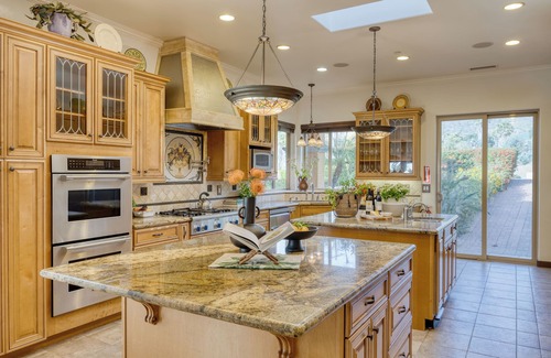 Valley Center House | Keys Creek Main House by AvantStay | Luxury 9BDR Estate