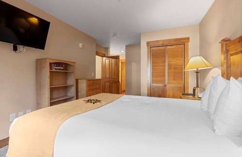 River Run Condo | Keystone CO | The Springs | 2 Bedroom