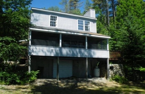 Center Lovell House | KEZAR LAKE WATERFRONT. Available for fall foliage & Fryeburg Fair