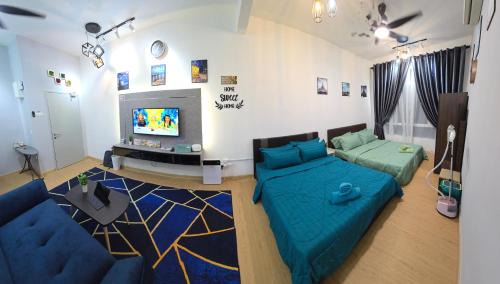 Kuantan Apartment | Khaimal Valley Suite - Pool View