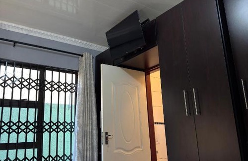 Tshwane House | Khami Guesthouse