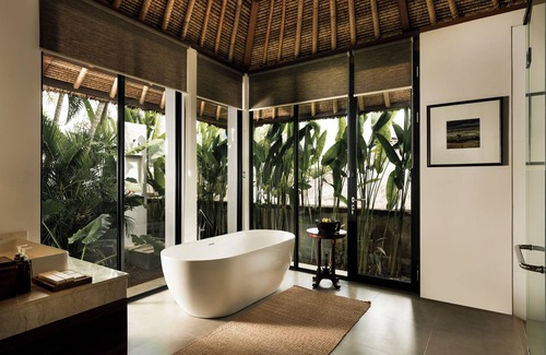 Batu Bolong Hotel | Kharista Villas & Retreat by Ekosistem