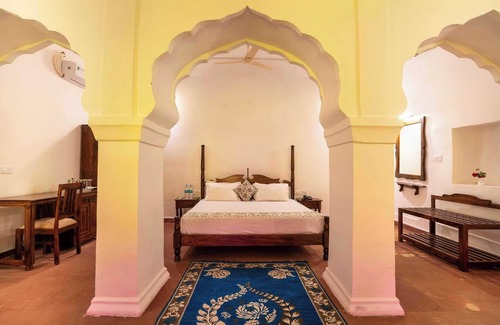 Bhandarej Hotel | Khawa Palace and Resort