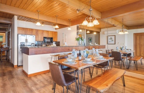 Kahana Condo | KHO 3A2 Updated OceanFront 3BD wPool AC Ocean View