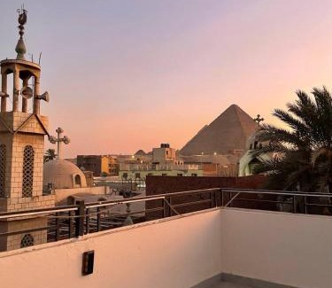 Al Haram House | Khufu's Pyramids Inn