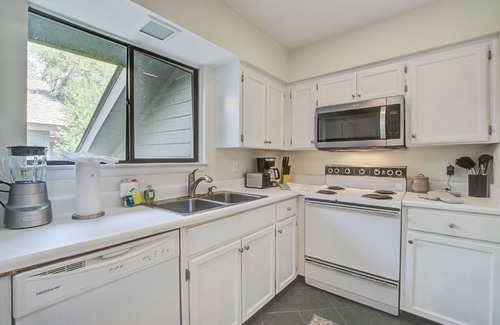 West Beach Cottage | Kiawah Exclusives | 459 Oceanwoods Cottage