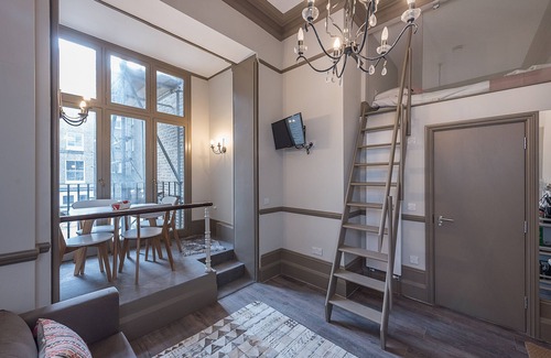 Campden Apartment | Kick-Ass Kensington Studio