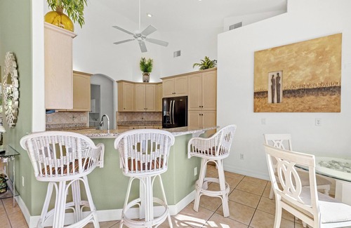 Pine Island Center House | Kick back and relax at this island oasis located on charming Pine Island Florida