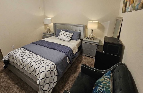 Klein House | Kick back and relax in this comfy, cozy, calm, stylish space!