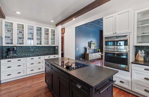 Ouray House | Kick Back & Relax. Tastefully restored 1902 Historic Home. Family friendly!
