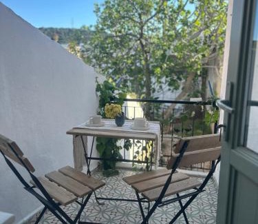 Ayvalik City Center Hotel | Kidoni Macaron Guesthouse