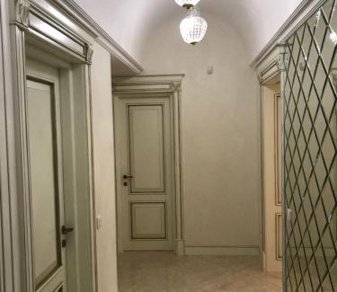 Lypky Apartment | Kiev Lypki Signature Apartments