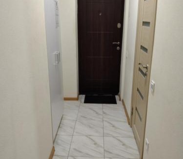 Solomjanskyj Apartment | Kiev Smart Home
